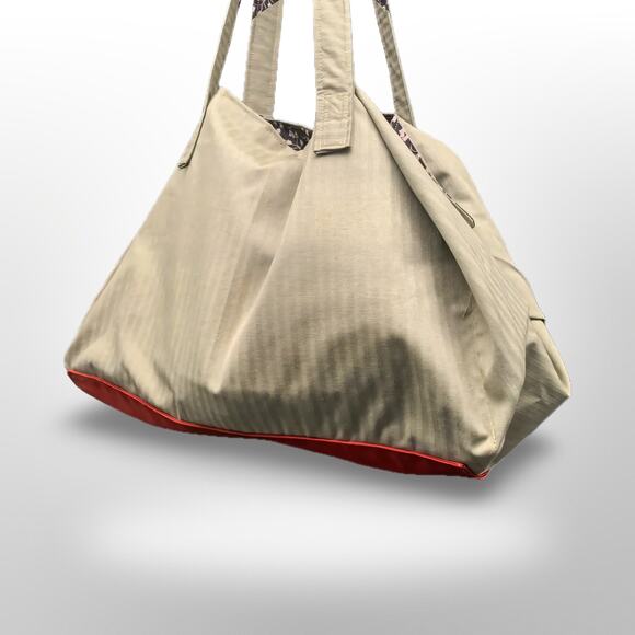 Machitas Pirinola Transforming Duffle- Large - Picture 3 of 3